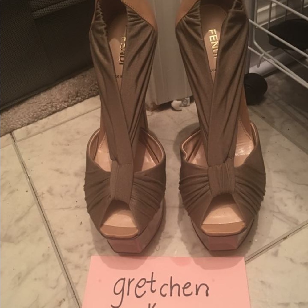 Fendi Lucite Off the Runway Pumps- RARE